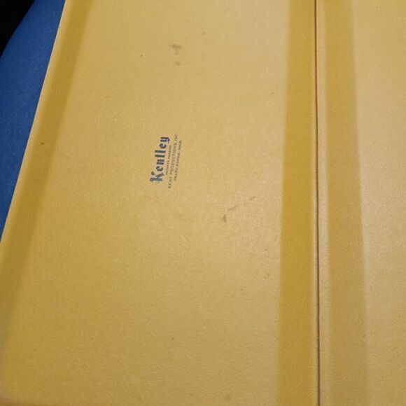 Vintage Kentley Yellow Lap Trays (4) Cottagecore Kitsch Grandmacore - Picture 4 of 11